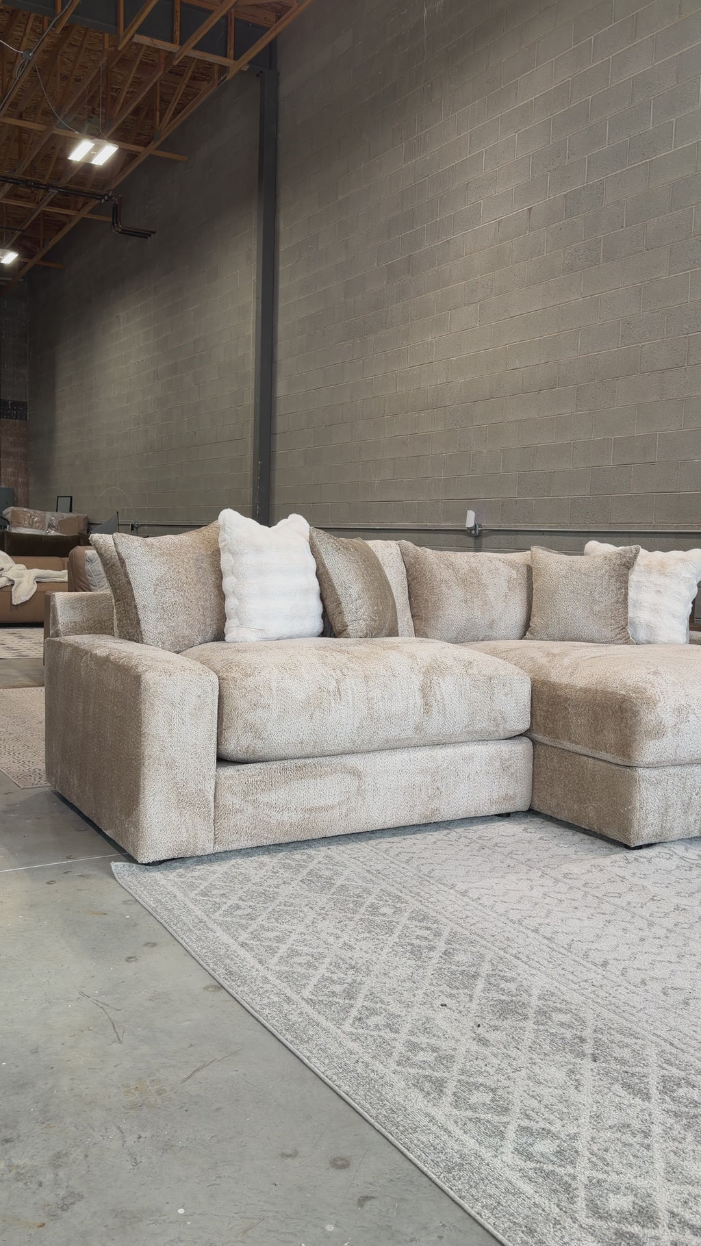 John Michael Design 5250 2pc Sectional
