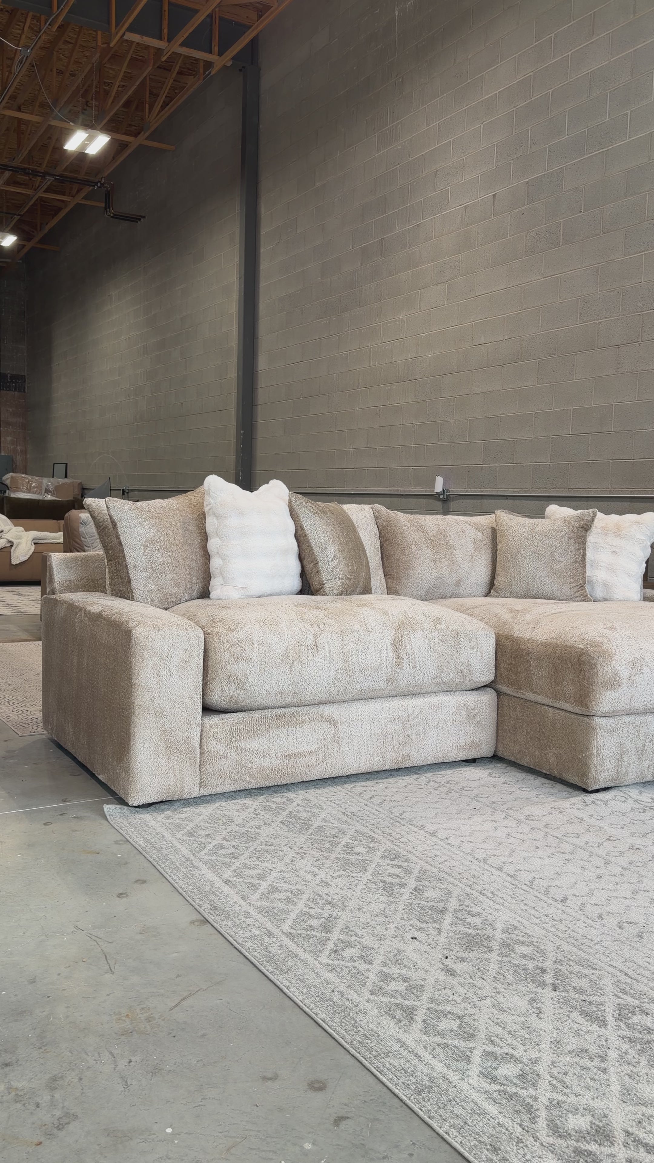 John Michael Design 5250 2pc Sectional