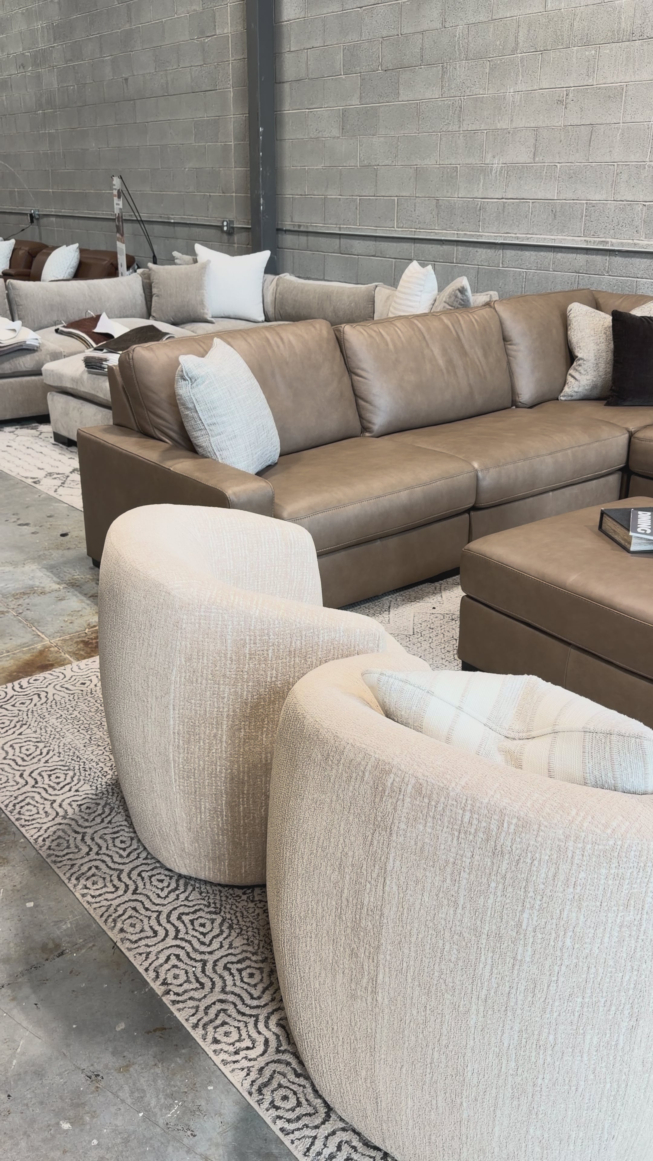 Veronella 5pc Modular Leather Sectional